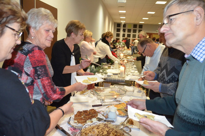 Święciechowianie po degustacji wigilijnych potraw (zdjęcia)