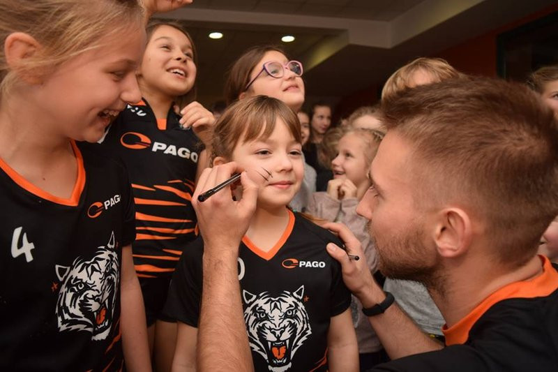 Kto ma wąsy może świętować (zdjęcia)