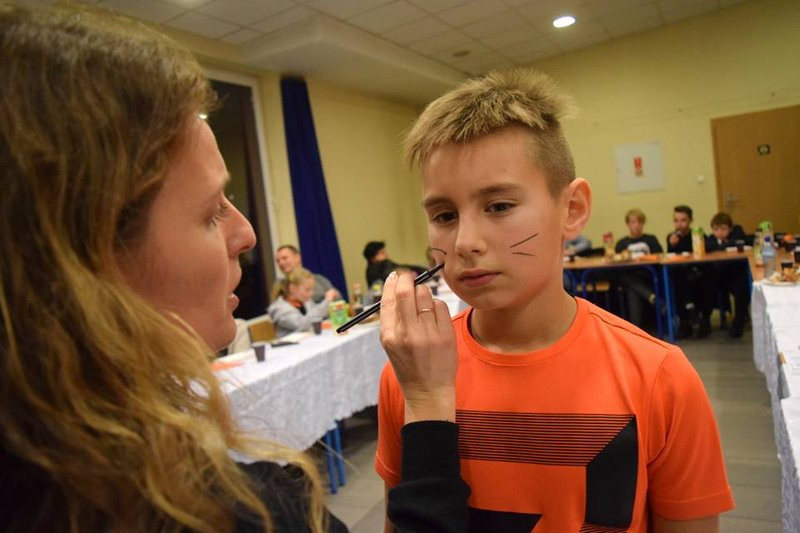 Kto ma wąsy może świętować (zdjęcia)