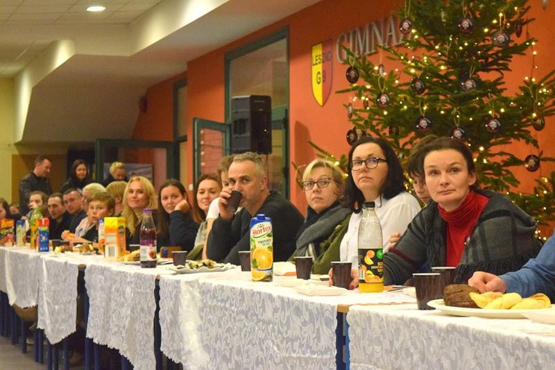 Kto ma wąsy może świętować (zdjęcia)