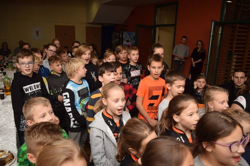 Kto ma wąsy może świętować (zdjęcia)