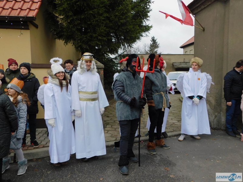 Trzej królowie zawitali do Rydzyny (zdjęcia)