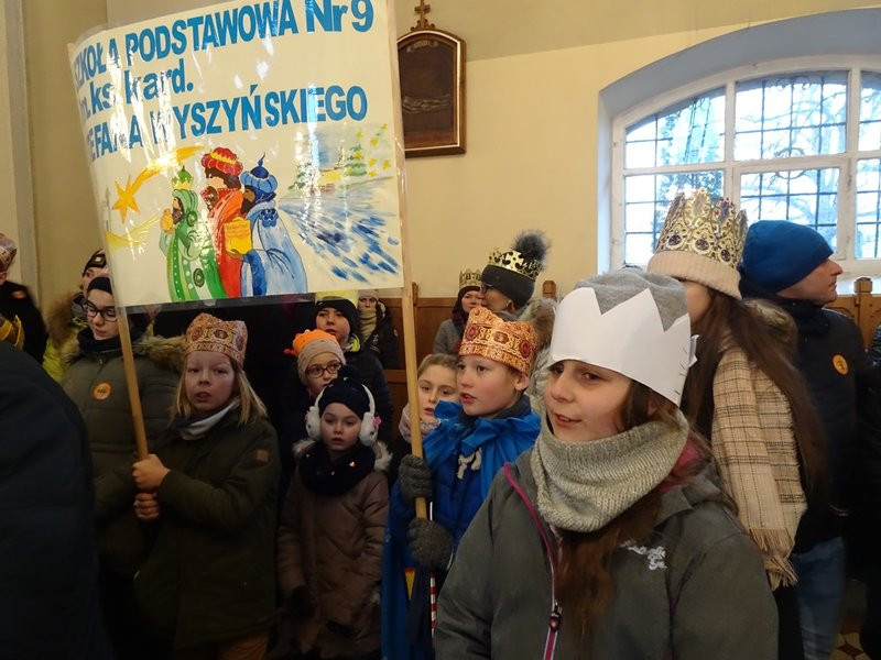Orszak Trzech Króli w Lesznie przyciągnął tłumy (zdjęcia)