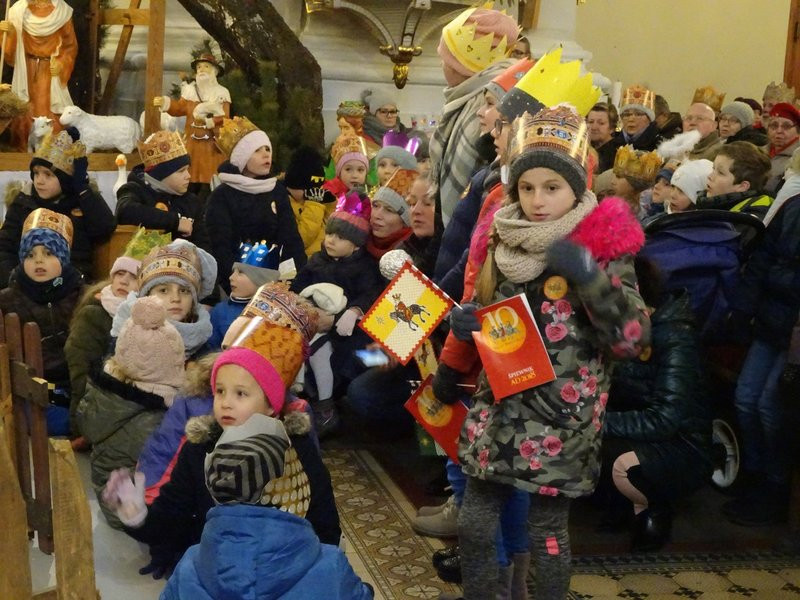 Orszak Trzech Króli w Lesznie przyciągnął tłumy (zdjęcia)