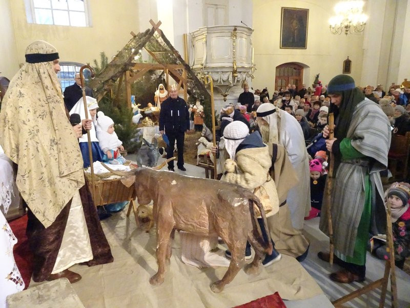 Orszak Trzech Króli w Lesznie przyciągnął tłumy (zdjęcia)
