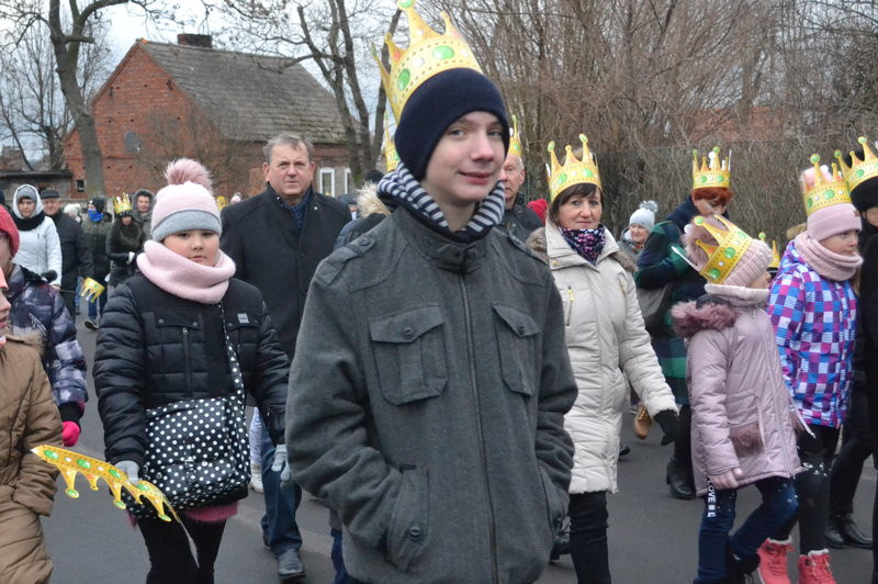 Orszak Trzech Króli ruszył z Krzemieniewa (zdjęcia)