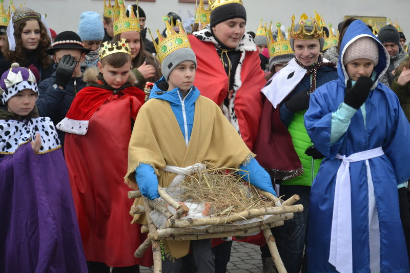 Orszak Trzech Króli ruszył z Krzemieniewa (zdjęcia)