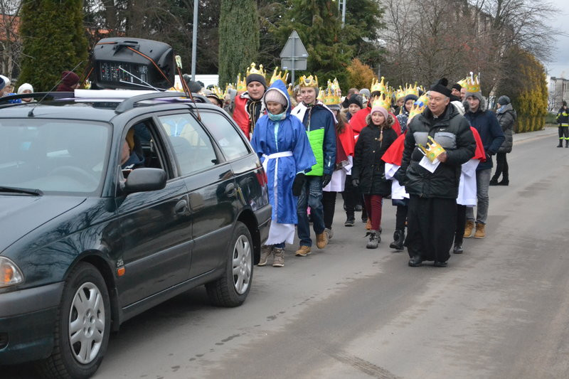 Orszak Trzech Króli ruszył z Krzemieniewa (zdjęcia)