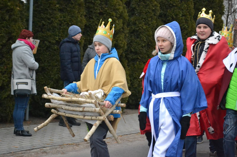 Orszak Trzech Króli ruszył z Krzemieniewa (zdjęcia)