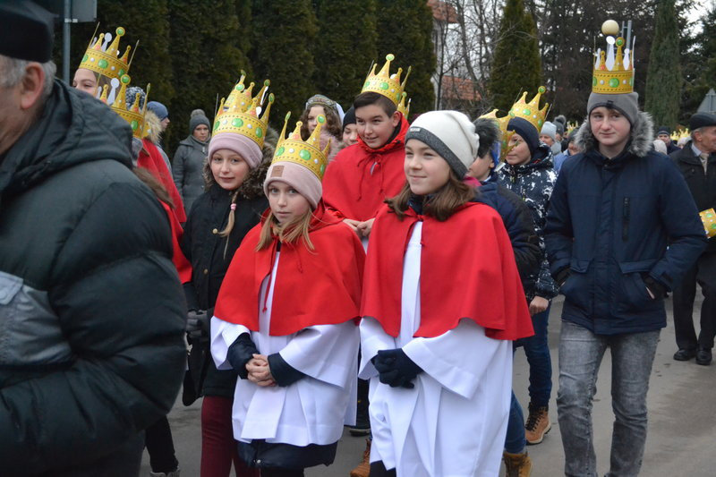 Orszak Trzech Króli ruszył z Krzemieniewa (zdjęcia)
