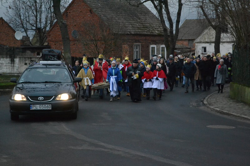 Orszak Trzech Króli ruszył z Krzemieniewa (zdjęcia)