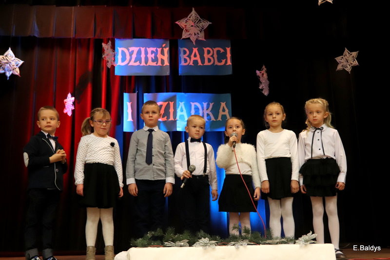 W Garzynie już świętują Dzień Babci i Dziadka (zdjęcia)