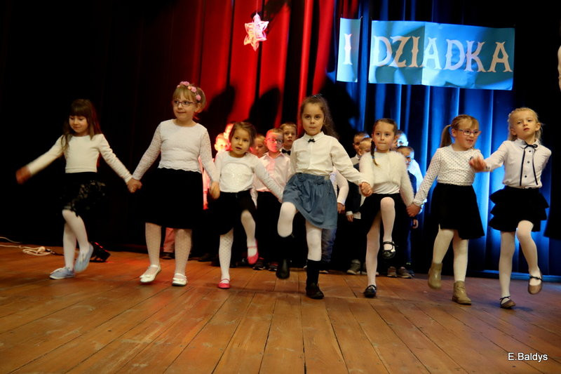 W Garzynie już świętują Dzień Babci i Dziadka (zdjęcia)