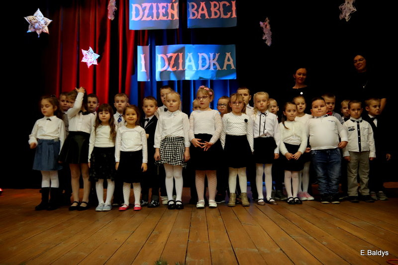 W Garzynie już świętują Dzień Babci i Dziadka (zdjęcia)