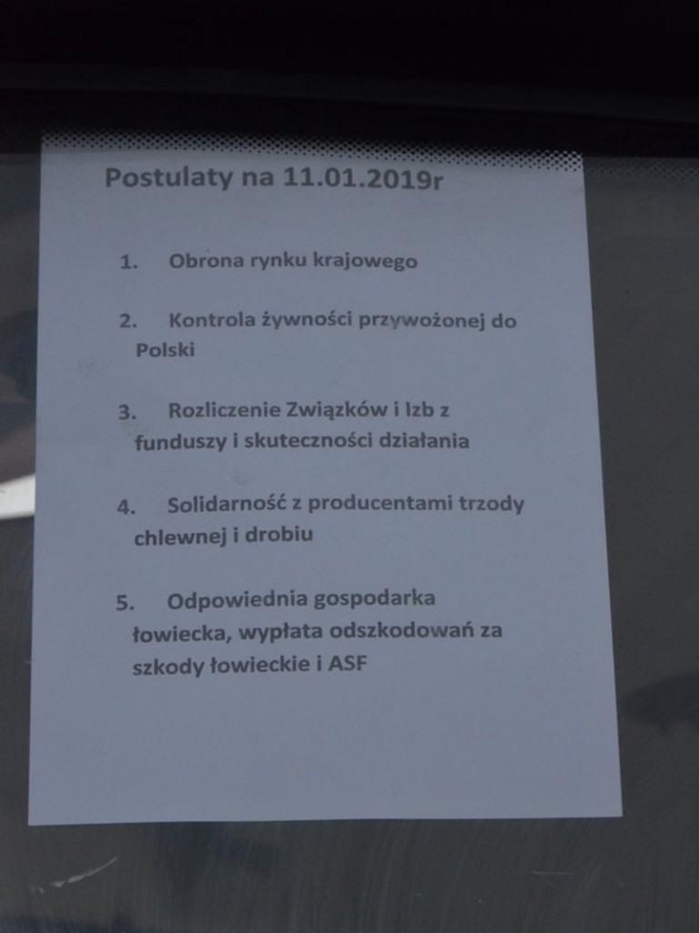 Traktory na ulicach Leszna (zdjęcia)