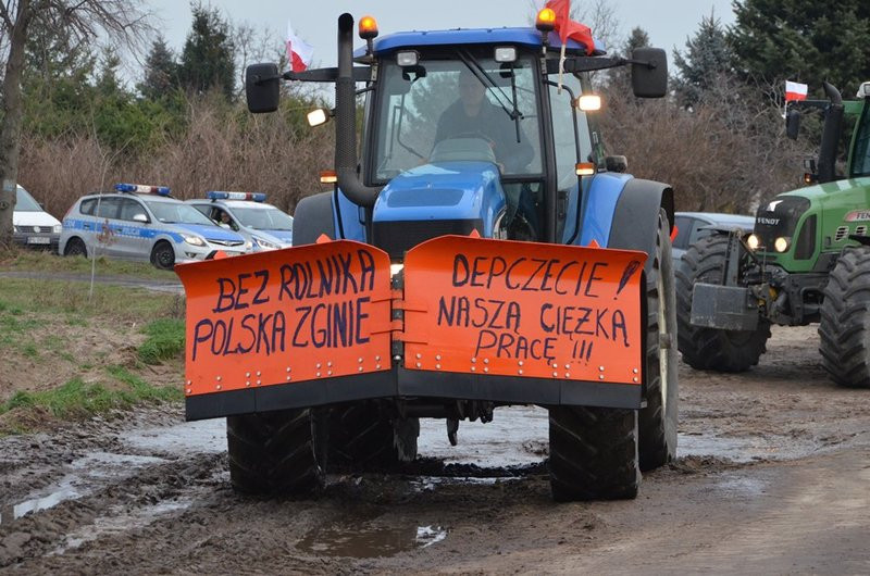 Traktory na ulicach Leszna (zdjęcia)