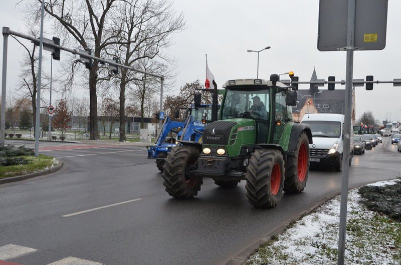 Traktory na ulicach Leszna (zdjęcia)