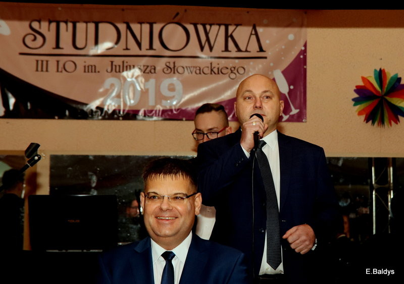 Studniówka III LO (zdjęcia)