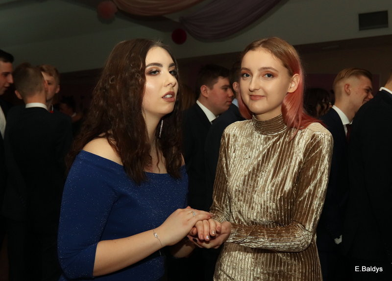 Studniówka III LO (zdjęcia)