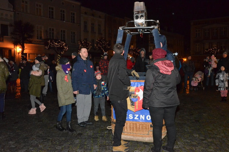Wolontariusze 27. Finału WOŚP zebrali w Lesznie ponad 110 tys. zł (zdjęcia)