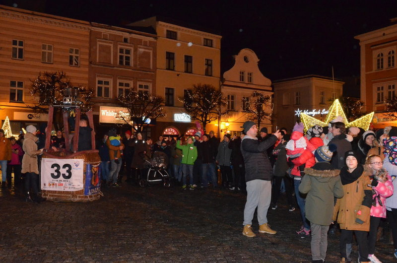 Wolontariusze 27. Finału WOŚP zebrali w Lesznie ponad 110 tys. zł (zdjęcia)