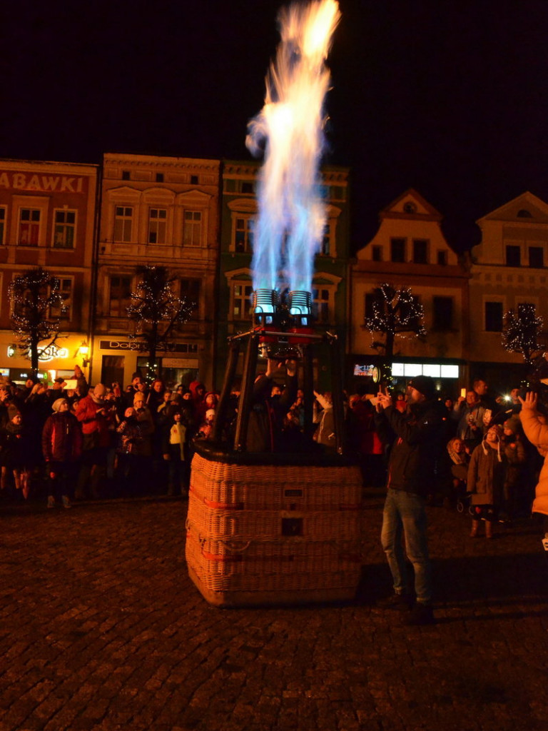 Wolontariusze 27. Finału WOŚP zebrali w Lesznie ponad 110 tys. zł (zdjęcia)