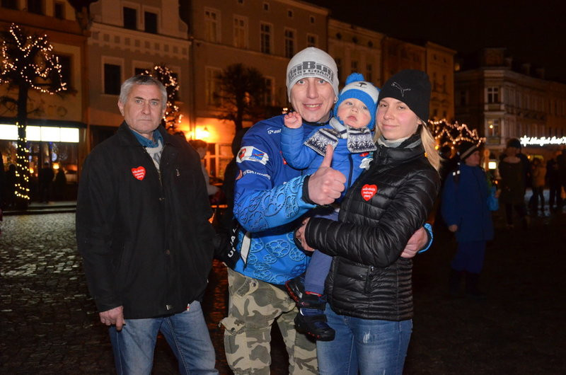 Wolontariusze 27. Finału WOŚP zebrali w Lesznie ponad 110 tys. zł (zdjęcia)