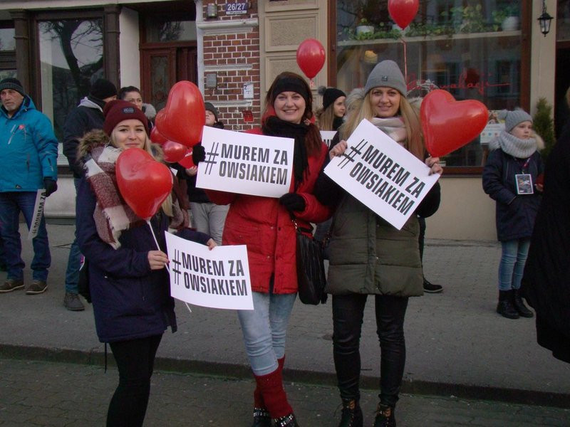 Leszno murem za Owsiakiem (zdjęcia i film)