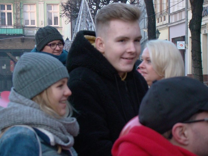 Leszno murem za Owsiakiem (zdjęcia i film)