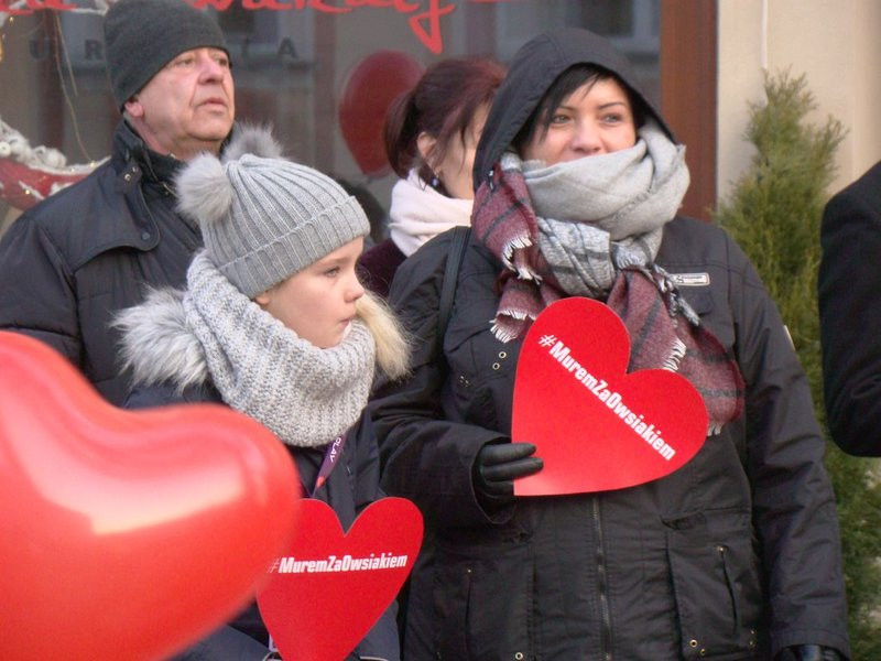 Leszno murem za Owsiakiem (zdjęcia i film)
