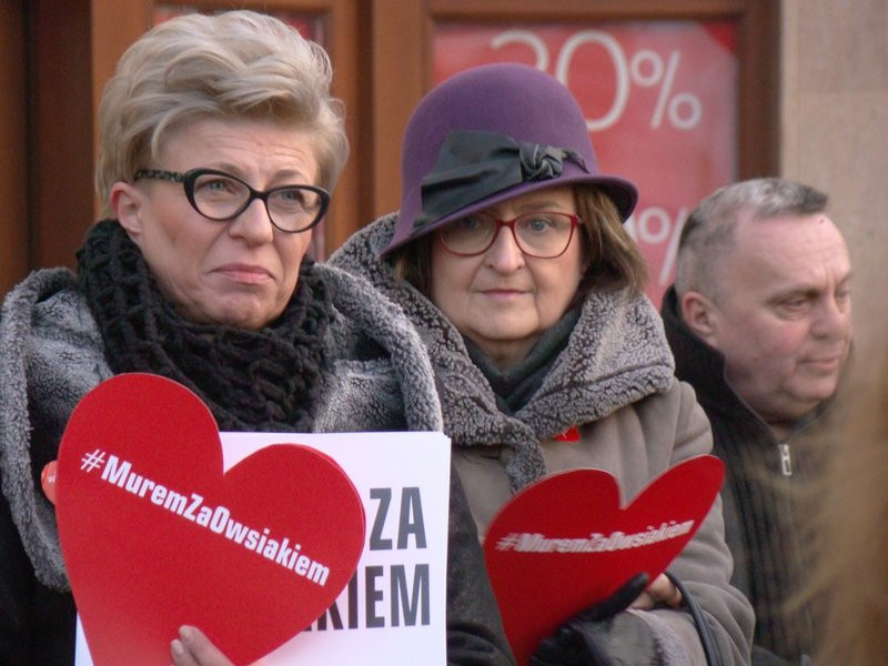 Leszno murem za Owsiakiem (zdjęcia i film)