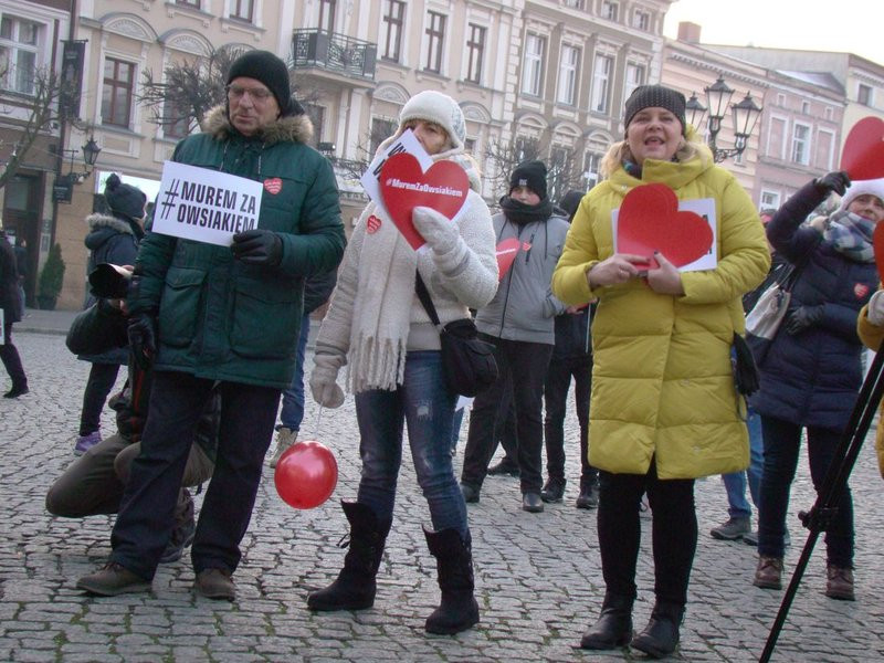 Leszno murem za Owsiakiem (zdjęcia i film)