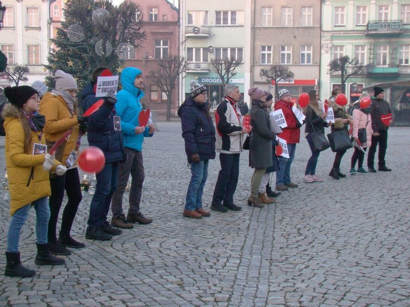 Leszno murem za Owsiakiem (zdjęcia i film)