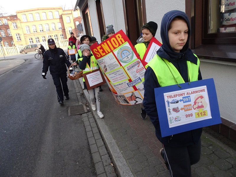 Czy seniorzy nie dadzą się oszustom? (zdjęcia)