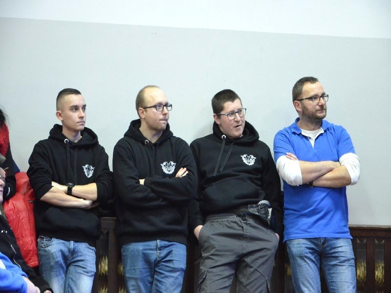 Żużlowcy odwiedzili uczniów z Goniembic (zdjęcia)