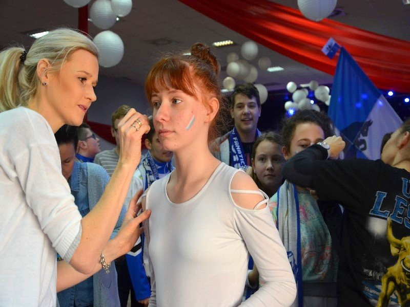 Żużlowcy odwiedzili uczniów z Goniembic (zdjęcia)