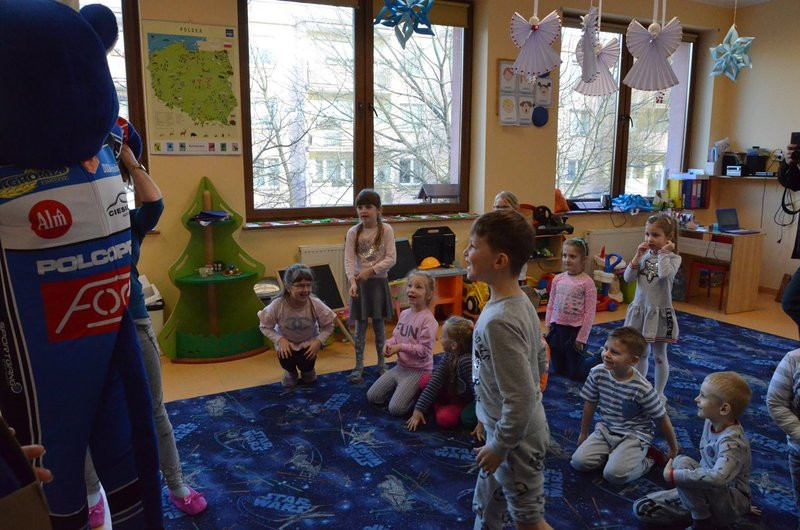 Byczek zadbał o bezpieczeństwo przedszkolaków (zdjęcia)