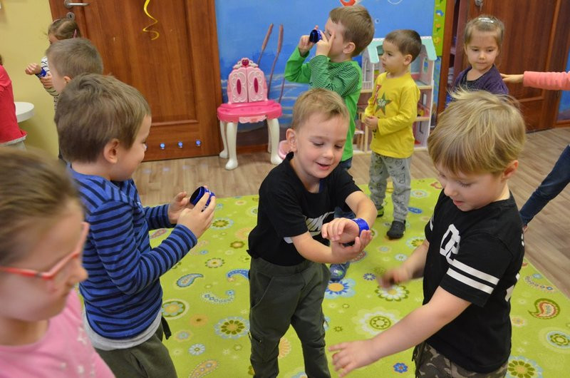 Byczek zadbał o bezpieczeństwo przedszkolaków (zdjęcia)