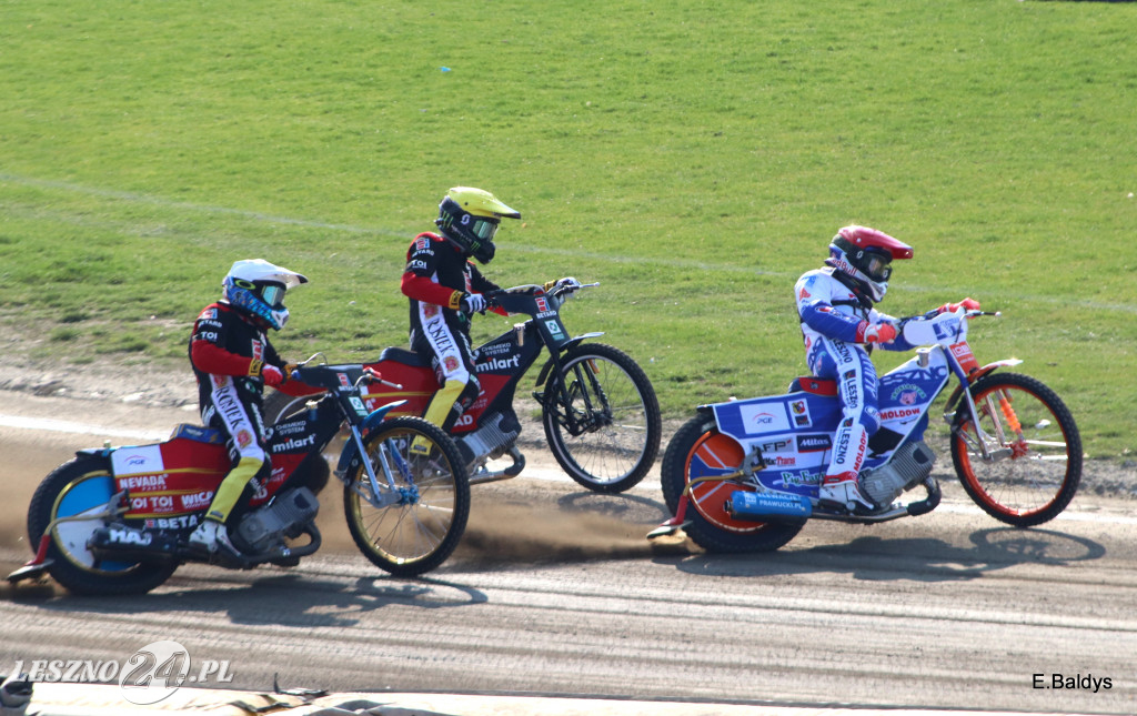 Unia Leszno wygrywa na inaugurację 2019