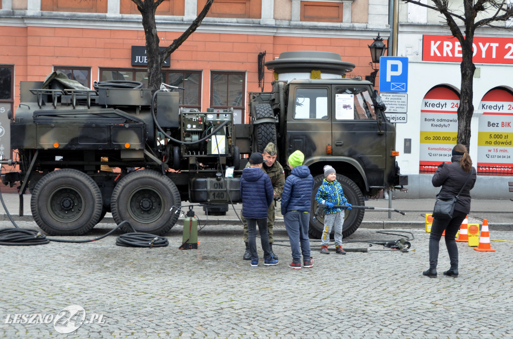 Piknik Militarny na leszczyńskim rynku