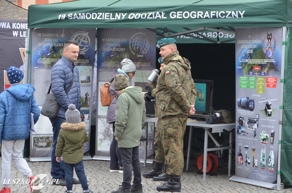 Piknik Militarny na leszczyńskim rynku