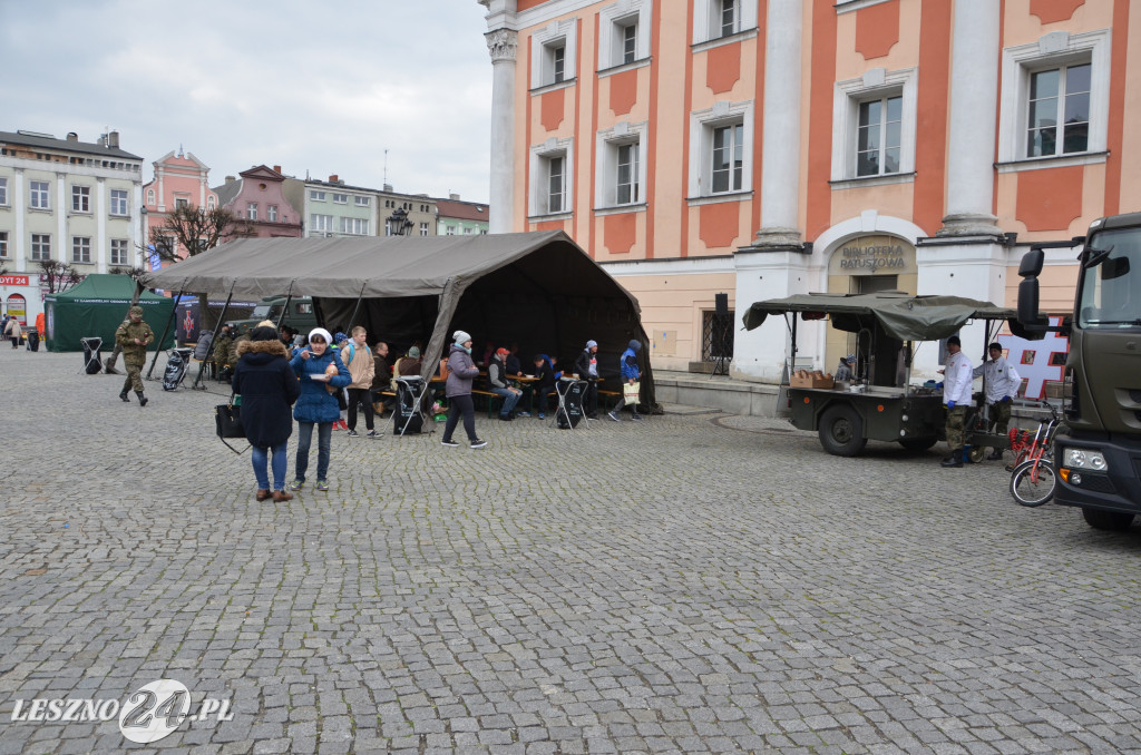 Piknik Militarny na leszczyńskim rynku