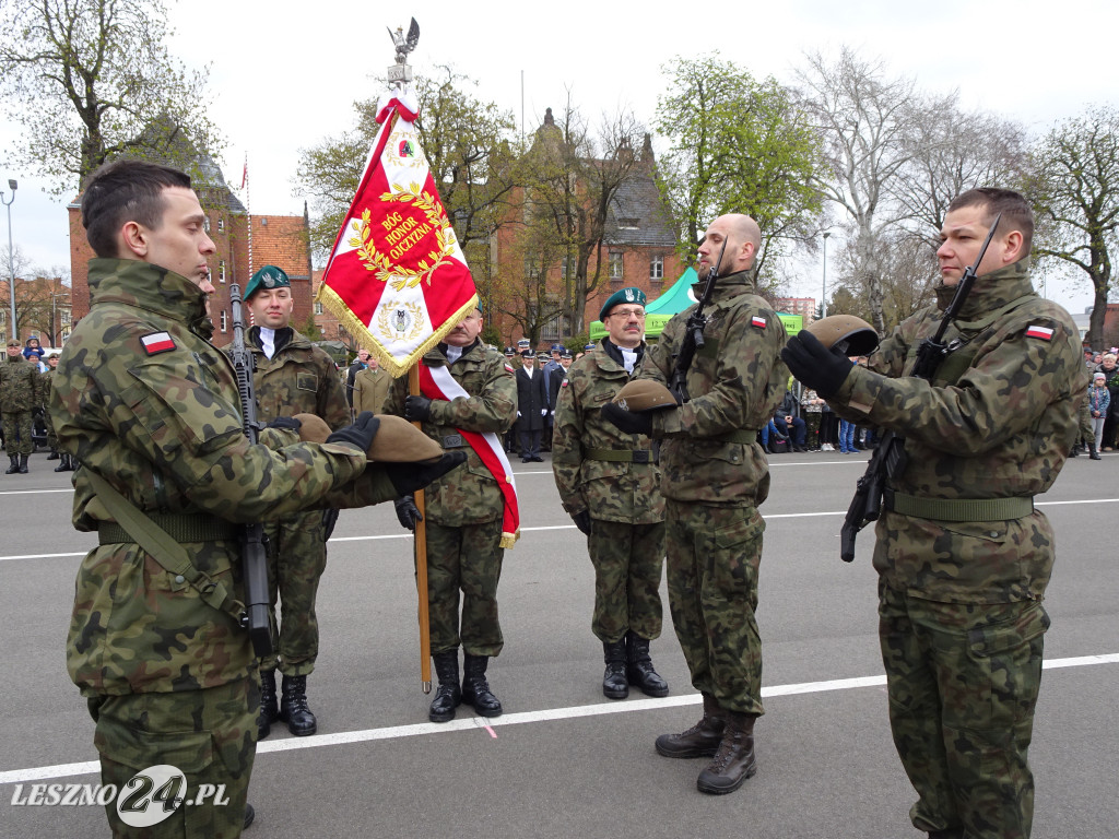 Przysięga wojskowa w Lesznie