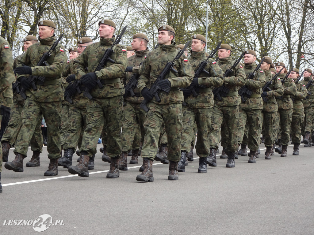 Przysięga wojskowa w Lesznie