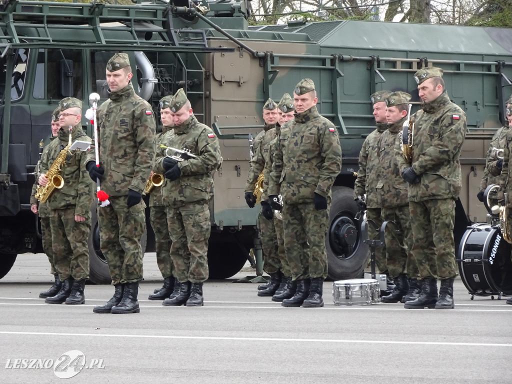 Przysięga wojskowa w Lesznie