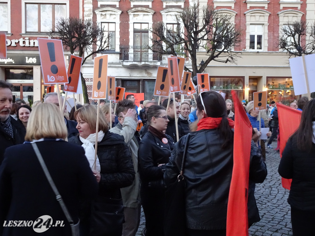 Wiec poparcia dla nauczycieli