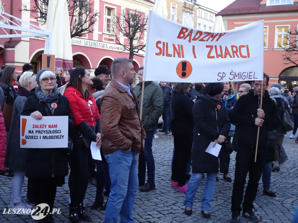 Wiec poparcia dla nauczycieli
