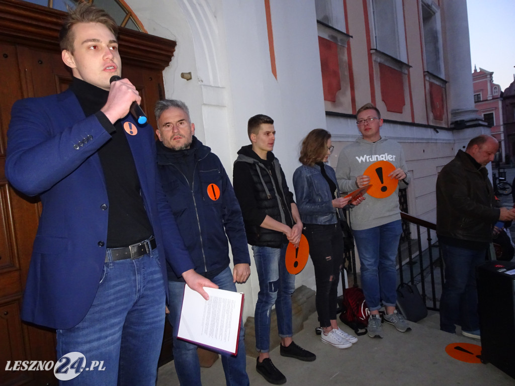 Wiec poparcia dla nauczycieli