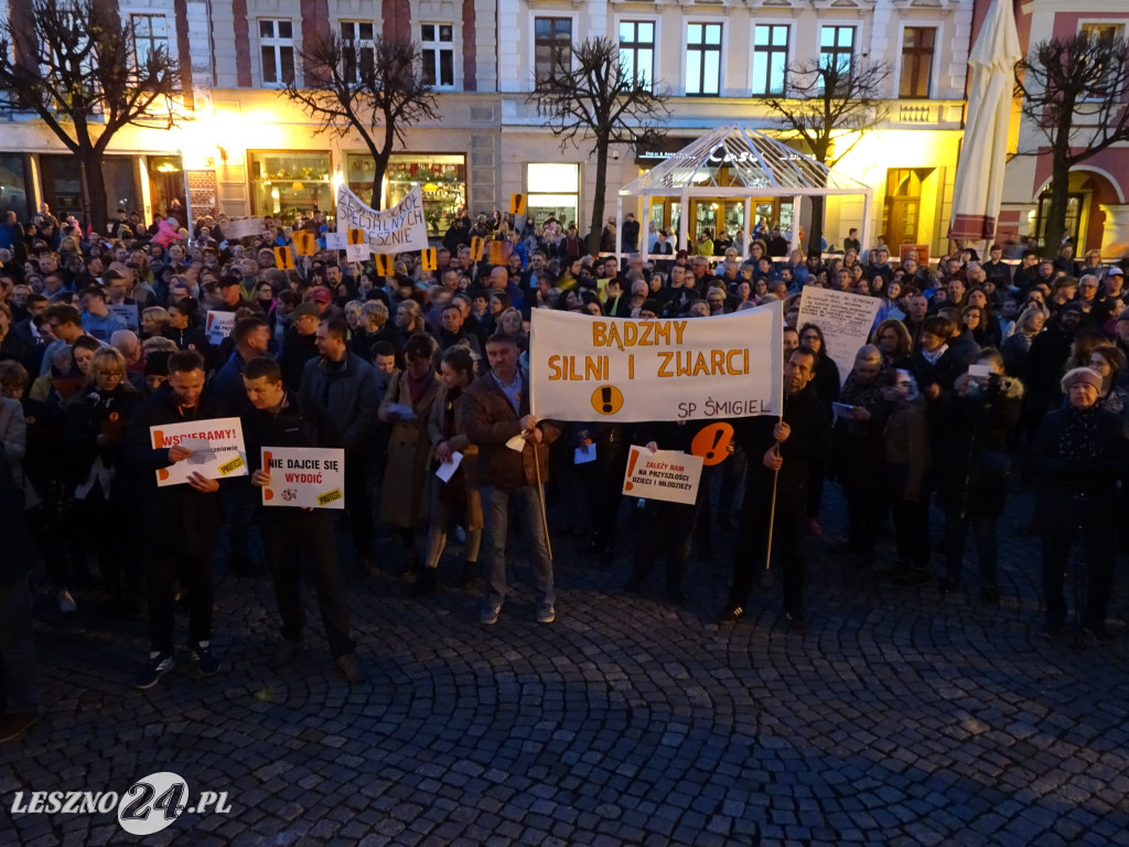 Wiec poparcia dla nauczycieli