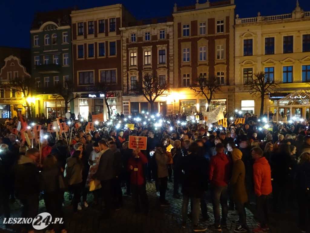 Wiec poparcia dla nauczycieli